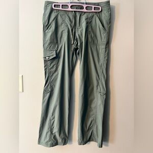 REI roll up olive green wide flare hiking out door pants size 4 petite.